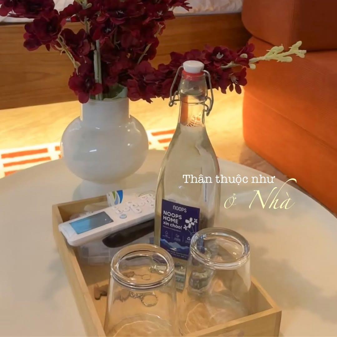 Summer Room — góc bàn trà ấm cúng